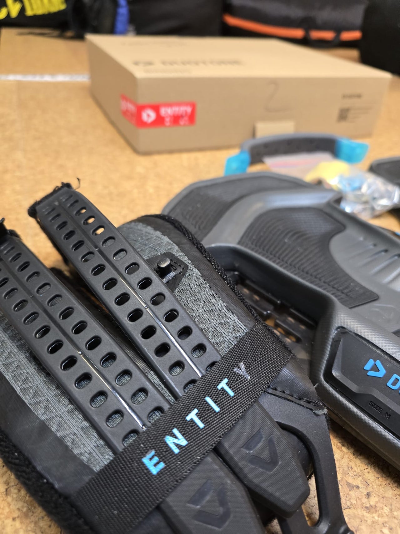 Duotone Entity Bindung geb