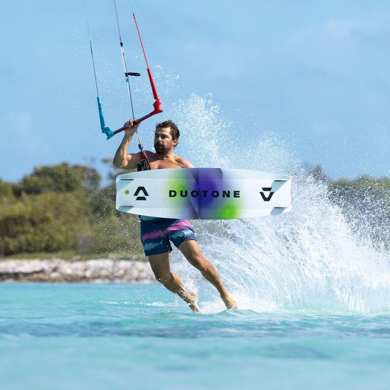 Duotone Select SLS 2026 beim Oldschool Kitesurfen
