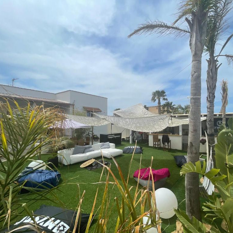 Außenbereich Kitecamp Unterkunft