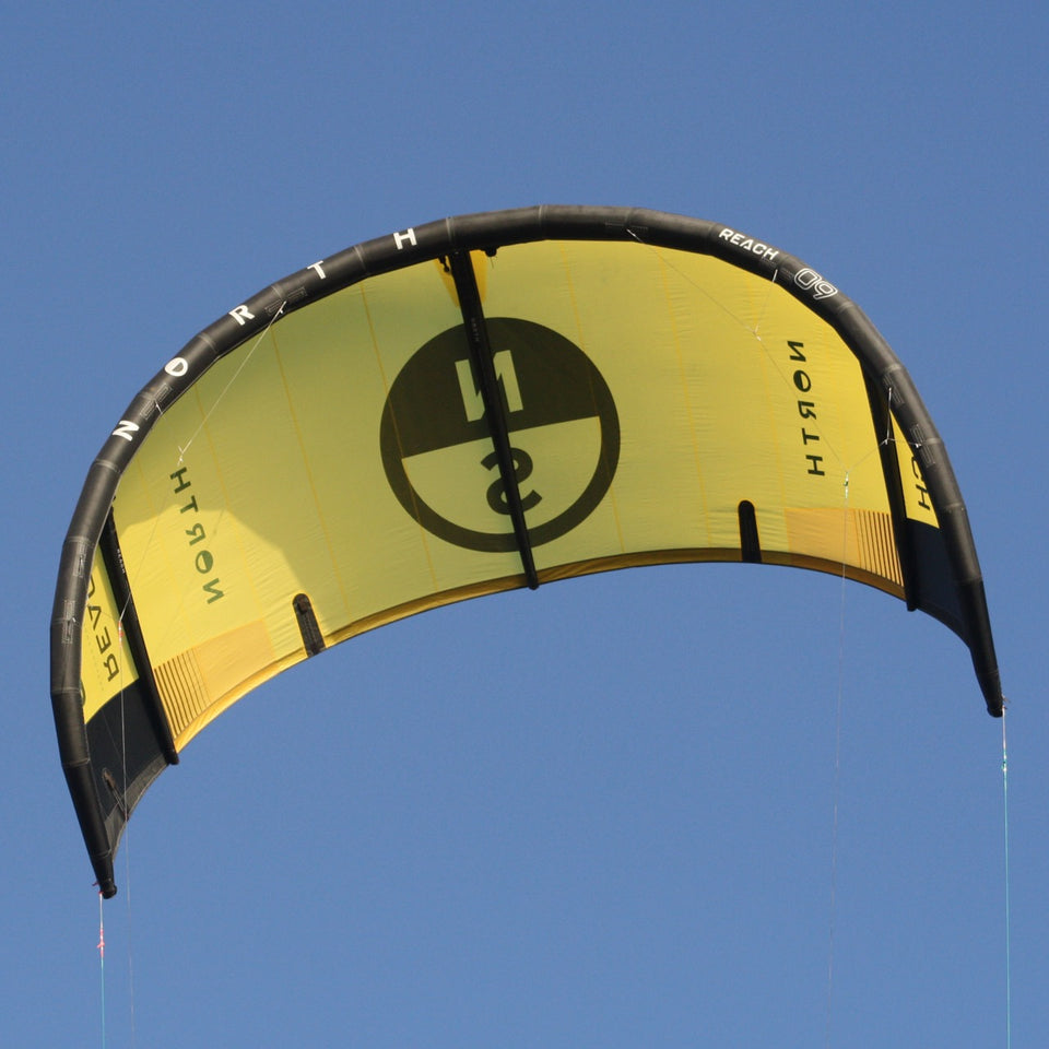 Kites, Wings & Foils als Gebrauchtware Kaufen