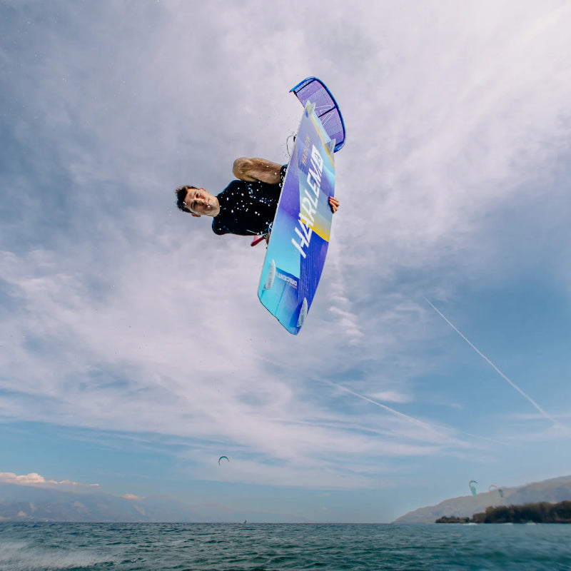 Harlem Decent beim Kitesurfen