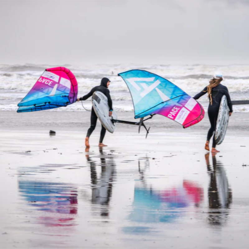 Harlem Pace am Strand