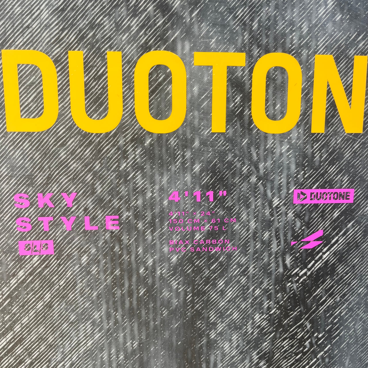 Duotone Sky Style SLS 4'11FT 2025 5⭐
