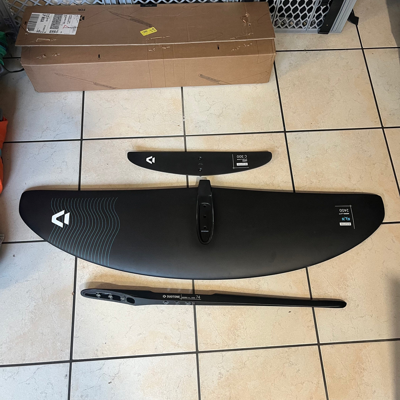 Duotone Aero Lift 2400cm SLS Foil Set 2025 4⭐