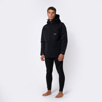 Mystic Vortex Jacket 2025 über dem Neoprenanzug