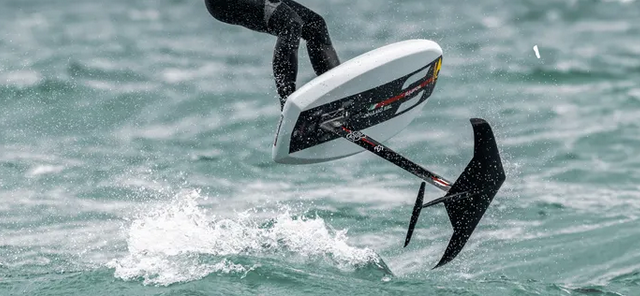 Sabfoil Sea Devil jump